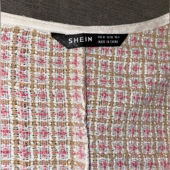 SHEIN brand - Women’s Size Medium Button Up Top - Used In Great Condition - Picture 4 of 4